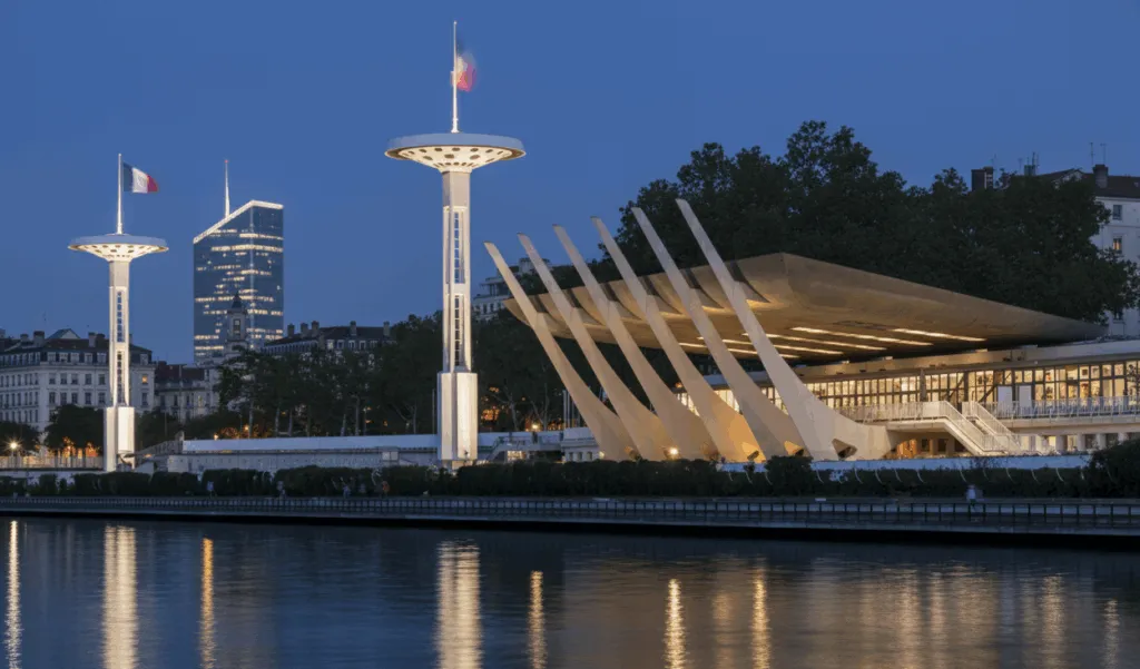 attaque au couteau sur les quais du Rhône
