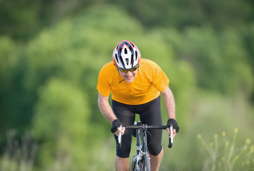 cycliste de 64 ans grièvement blessé à Lyon